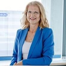 Sandra Kienetz  picture